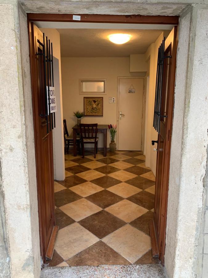 Viktor Rooms โกตอร์ ภายนอก รูปภาพ